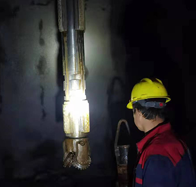 如何快速上手操作反井鉆機 如何快速上手操作反井鉆機